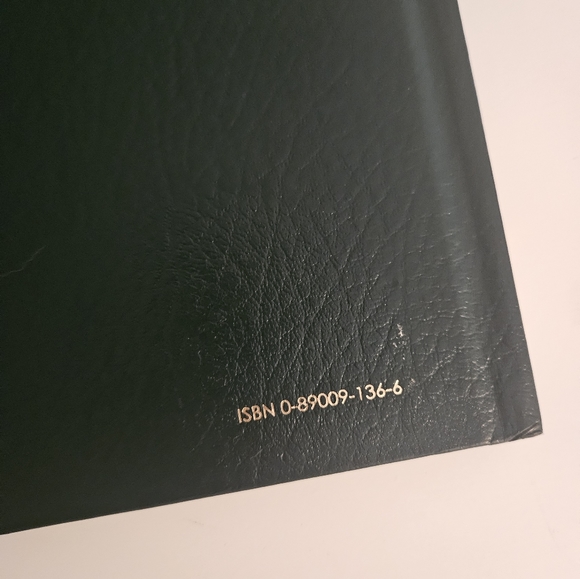 Our Family Tree Vintage Blank Genealogy Book - Picture 7 of 9